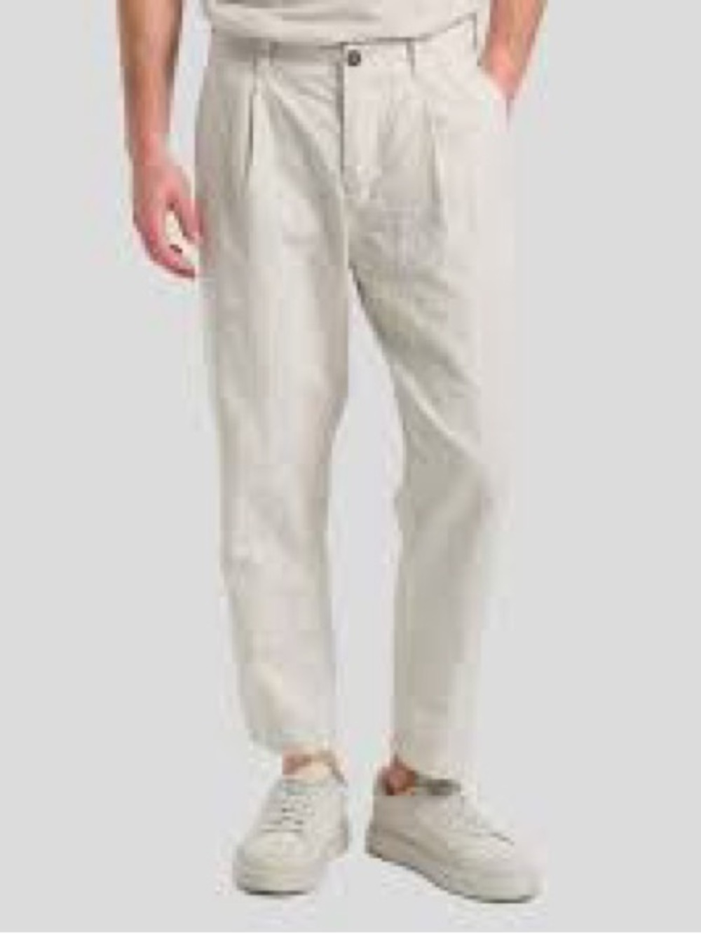 Hugo Boss Relaxed Pleated Chino Pants in Cream